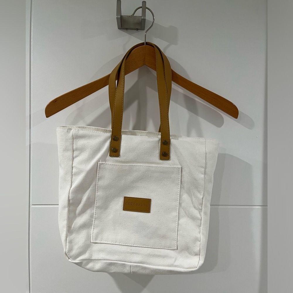 NWOT Cozy Earth Canvas Tote